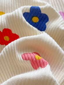 SHEIN 彩色卡通印花新生儿爱心图案连体衣，舒适针织连体衣配发带，休闲家居服 - 杏色 - 查看 2