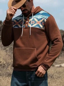 Manfinity Nomadique 男士秋季几何印花长袖口袋设计休闲抽绳连帽衫（不对称印花） - 彩色 - 查看 1