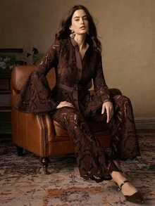 Anewsta Romantic Elegant Hollow Rose Floral Flare Sleeve V-Neck Women Jacket - Coffee Brown - View 7