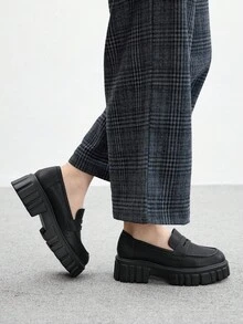 CUCCOO BIZCHIC 女士经典乐福鞋厚底平底鞋，舒适休闲一脚蹬鞋，适合通勤和日常穿着 - 黑色 - 查看 7