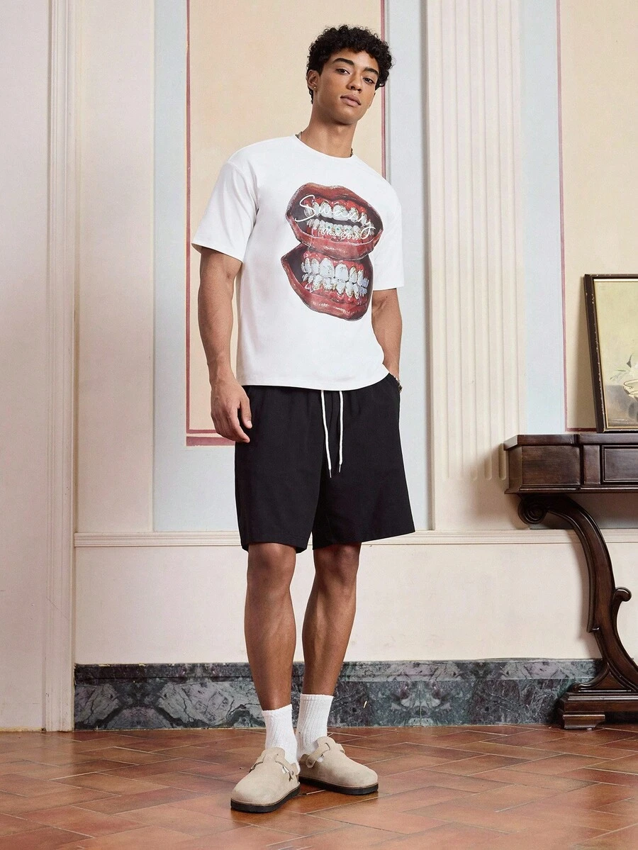 SWAVVY Men's 2 Pieces T-Shirt Set With Street-Style Lips Print Loose-Fit T-Shirt And Knit Shorts