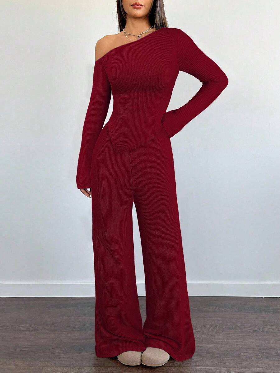 Flirla 女士不对称肩部毛绒T恤+高腰阔腿裤两件套，冬季休闲家居服 - 紅色 - 查看 1