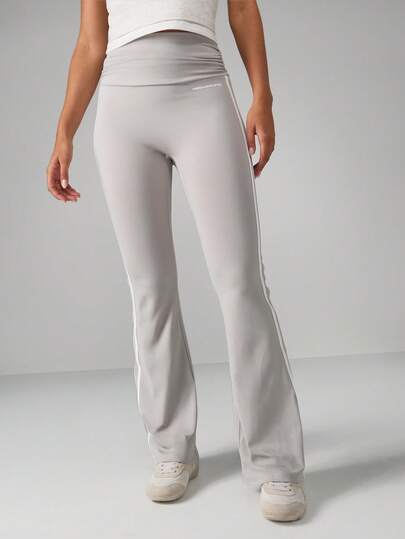 MISSGUIDED 高腰喇叭瑜伽裤 高性能运动喇叭裤 弹力褶皱阔腿裤 侧条纹细节