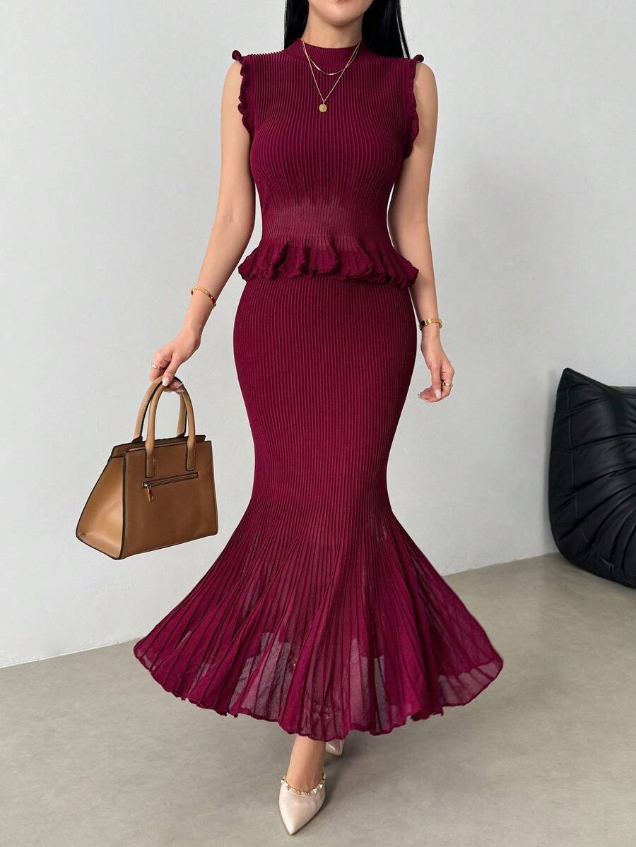 Modelyn Bộ 2 áo len không tay phong cách quý cô thanh lịch và chân váy dài xếp ly - Màu Đỏ Sâu - Xem 1