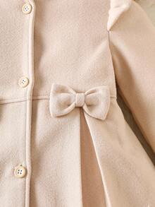 Elladie kids 女童秋冬甜美公主风淡桃色荷叶边领蝴蝶结装饰中长款大衣，韩版甜美风毛呢大衣，适合日常上学、家庭休闲、节日聚会（如生日派对、拜年），实用又时尚