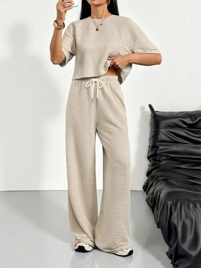 SHEIN Tall ชุดเซ็ตเสื้อยืดแขนตกไหล่และกางเกงวอร์มผ้าถักสีกากีลำลอง 2 ชิ้น สำหรับสวมใส่สบายในชีวิตประจำวัน