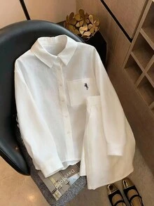 Airaco 女式骑士印花长袖单排扣口袋衬衫和短裤休闲套装 - 白色 - 查看 4