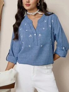 SHEIN LUNE 大码复古小碎花刺绣V领可调节袖口宽松女式衬衫，适合秋季和节假日穿着 - 霧霾藍 - 查看 4