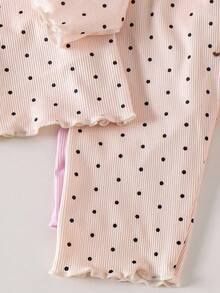 SHEIN Playful Pals 女婴波尔卡圆点印花荷叶边圆领长袖T恤和裤子休闲装 - 彩色 - 查看 3