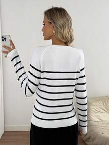 Easowa Autumn/Winter Warm Back To School Collegiate Style Black & White Striped Long Sleeve Sweater For Women