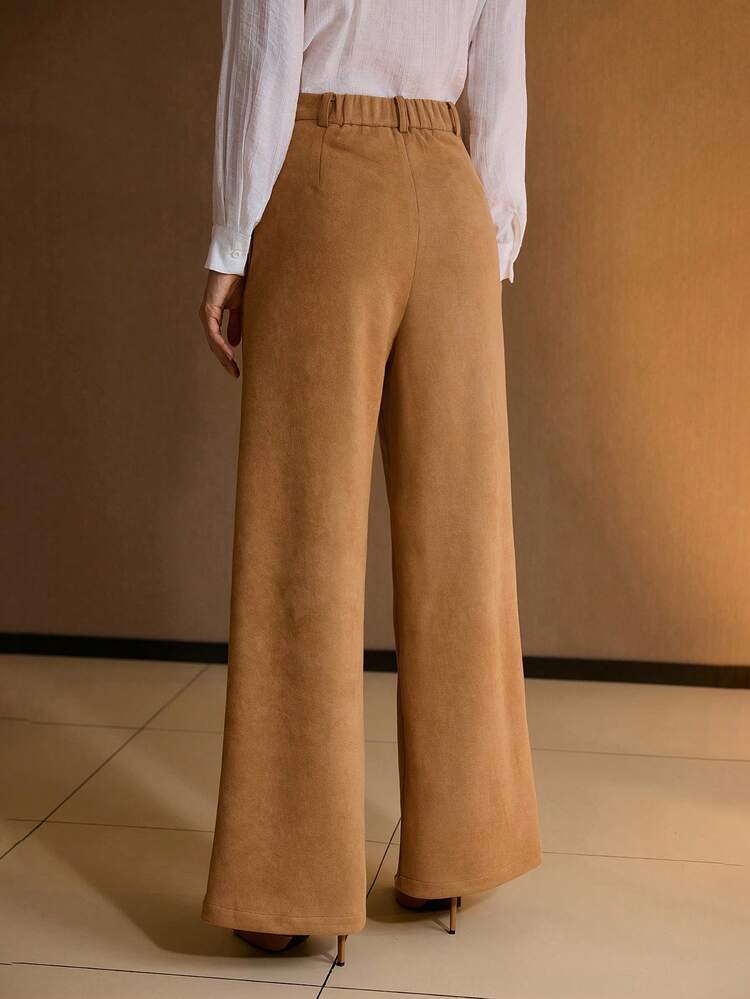 Pantalones rectos elegantes para el trabajo con parches de unicolor de gamuza y adorno floral para mujeres