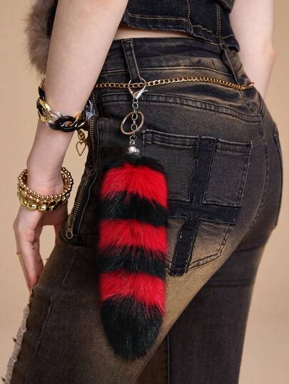 Grunge Punk 1 pièce Porte-clés queue de renard en peluche fausse fourrure noire et blanche de style gothique vintage. Accessoire polyvalent convenant comme cadeau pour les femmes, pour un port quotidien et les festivals