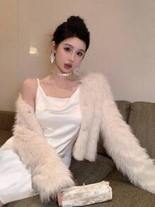 2件套少女米色蓬松短外套和奶油色亮面吊带裙，优雅淑女 - 杏色 - 查看 2