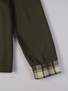 Manfinity Homme 男士格子拼接长袖休闲通勤 Polo 衫，黑色和卡其色长袖 Polo 衫，适合日常休闲、周末旅行、户外活动、探险旅行、轻松的工作环境或半正式场合，可作为男友/丈夫礼物、周年纪念礼物，秋季必备。 - 軍綠色 - 查看 5