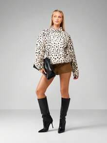 MISSGUIDED 达尔马提亚印花牛仔飞行员夹克，全长拉链和泡泡袖，秋冬时尚单品，抽象动物图案外套 - 彩色 - 查看 3