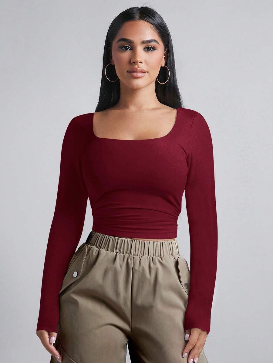 SHEIN PETITE T-shirt à encolure dégagée et côtés froncés pour le printemps, Top rouge, Top bordeaux, Top rouge vin, Top bourgogne, Top rouge foncé, hauts à encolure carrée