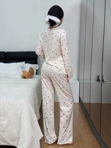 SHEIN 心形纹理休闲保暖长袖上衣和裤子女士睡衣套装，秋冬服装，舒适保暖 - 杏色 - 查看 3