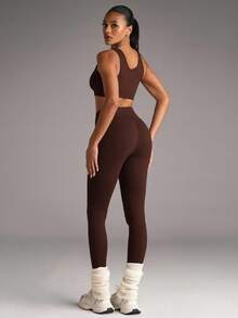 SHEIN BAE Conjunto deportivo de top corto y leggings con estampado de letras para mujer, conjunto de leggings para mujer, conjunto de ropa de gimnasio para mujer