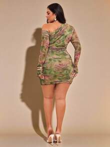 SHEIN BAE 大码女式长袖褶饰不对称不对称领口绿色花卉印花迷你连衣裙，秋冬 - 綠色 - 查看 4