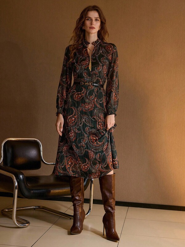 MOTF PREMIUM VESTIDO ESTAMPADO DE CACHEMIRA CON CINTURÓN