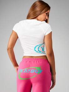 Missguided x Playboy X Motorsport 系列婴儿 T 恤修身短款上衣，带霓虹印花 Y2K 美学夏季街头服饰图案 T 恤节日休闲装 - 白色 - 查看 2