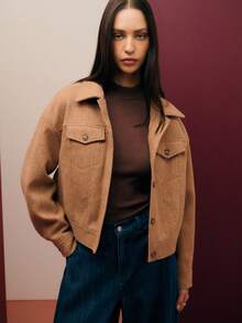 Nöista Short Brown Jacket With Button Closure, Flap Pockets And A Structured Shape, An Ideal Choice For Elegant Women's Winter Wear, Offering A Polished Layer Suitable For Formal Outfits, Christmas Events And Refined New Year Dressing. - Brown - View 3