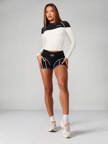 Missguided x Playboy Long Sleeve Color Block Performance Top With White Contrast Panel Active Wear Training Fitness Athleisure Crop Design Winter Fall Sporty Raglan - Multicolor - View 5