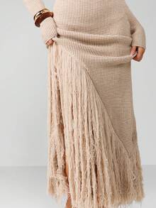 MISSGUIDED 长袖罗纹针织连衣裙，冬季及地长款，流苏下摆细节，优雅晚宴派对假日正式礼服，毛衣连衣裙，秋季时尚 - 杏色 - 查看 4