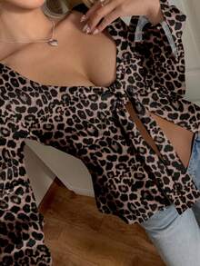 SHEIN EZwear Avslappnad sexig leopardtryck, heltäckande, långärmad, urringad t-shirt för kvinnor, vintage retro sexig stil, söt Y2K-kokosflicka, boho hippie-musikfestival, lämplig för höst/vinter - Multifärgad - Visa 5