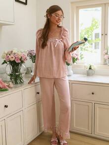 Snug Reverie 复古宫廷风蕾丝拼接方领多层荷叶边袖口长袖上衣长裤女士睡衣套装蕾丝睡衣套装家居服套装女士家居服套装女士睡衣套装，秋冬服装 - 淺粉色 - 查看 3