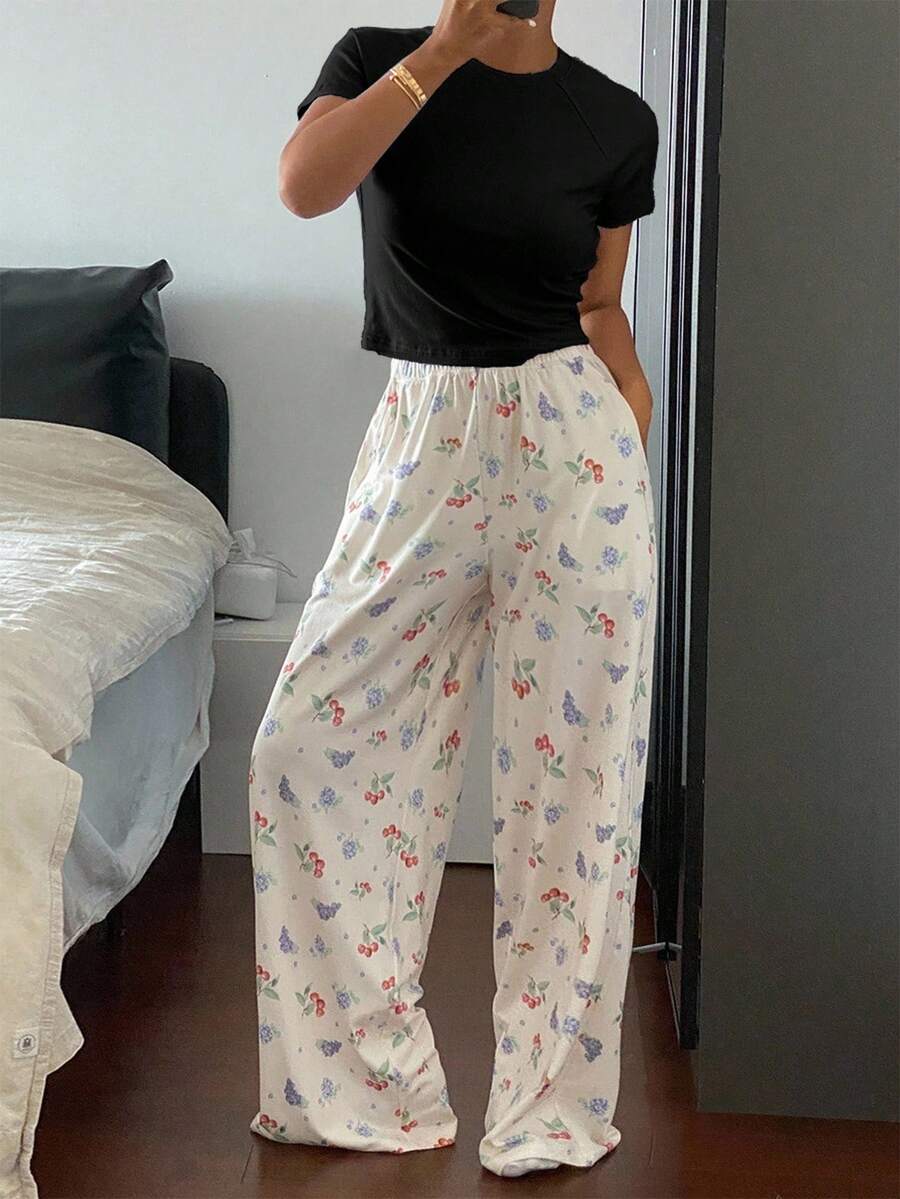 DAZY 2 pièces Ensemble de pyjama femme avec pantalon ample à imprimé fraise et haut à manches courtes de couleur unie