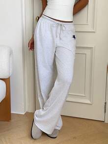 Aloruh 休闲简约运动风直筒马标志印花女式卫衣和裤子套装，适合日常穿着、家居服、运动装、秋冬装 - 淺灰色 - 查看 5