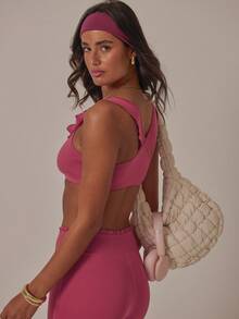 Aralina Conjunto de dos piezas de top corto con detalle de volante en los tirantes y leggings con detalle de cruce de volantes para mujer, ropa de ocio, gimnasio y entrenamiento activo - Rosa - Ver 3