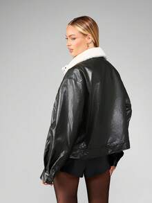 MISSGUIDED 冬季机车卡车司机夹克，带毛绒羊羔绒领子，仿皮超大号个性外套，秋季时尚，高级时尚，街头服饰，摩托车，寒冷天气 - 黑與白 - 查看 2