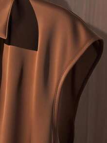 GlowEve CURVE Áo sơ mi không tay cỡ lớn có cổ xếp ly, mở phía trước và thắt nơ, thời trang cho các dịp tiệc tùng và trang trọng - Cà phê nâu - Xem 3