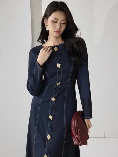 Heiryn 女式纯色前扣船领优雅长袖连衣裙