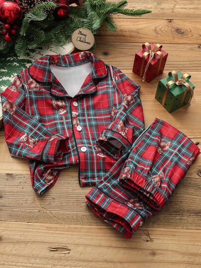 2pcs Baby Boys' Christmas Soft & Comfortable Flame Retardant Milk Silk Pajama Set, Cute Cartoon Red Plaid Bear Print Black Contrast Trim Casual Collared Cardigan Long Sleeve Top And Pants Loungewear