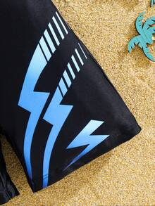 SHEIN Tween Boy Casual Sports Lightning Printed Rashguard & Swimming Shorts Set, Suitable For Beach, Swimming, Surfing