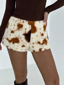 Firerie Women's New Elegant Casual Fashion Versatile Simple Urban Commute Office Wear Multi-Color Faux Fur Cropped Low Waist Fitted Shorts, Autumn Outfit, Teacher Outfit, Airport Outfit, Outgoing Wear, Back To School, Cozy Fall