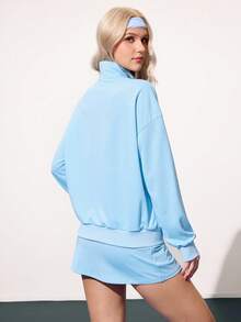 CourtClass 女式休闲字母图案落肩运动衫和迷你裙运动套装，秋季 - 藍色 - 查看 2