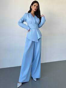 Firerie Nouvelle tenue élégante et décontractée pour femmes, style polyvalent minimaliste urbain pour le bureau et les déplacements. Top à manches longues bleu col V, tenue d'automne, tenue de professeur, tenue d'aéroport, tenue de sortie, rentrée scolaire, tenue de bureau décontractée, style "old money", sobre, tenue de bureau pour femmes - Bleu azur - Voir 3