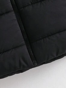 SHEIN Genkimix Kids 男童字母补丁背心外套、保暖连帽衫和运动裤