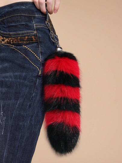 Grunge Punk 1 pièce Porte-clés queue de renard en peluche fausse fourrure noire et blanche de style gothique vintage. Accessoire polyvalent convenant comme cadeau pour les femmes, pour un port quotidien et les festivals