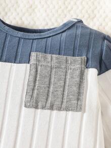 SHEIN Bộ đồ liền thân cổ tròn tay dài, nhiều màu, thoải mái, dáng rộng, dệt kim kẻ sọc, cài nút vai, phù hợp mặc trong nhà và ngoài trời cho bé trai từ 0-9 tháng tuổi, phù hợp cho mùa xuân/thu/đông - Màu xanh bụi bặm - Xem 5