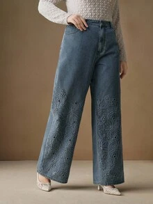 Anewsta Calça Denim Reta de Cintura Alta com Bordado e Recorte Vazado para Mulheres Plus Size, Moda para Primavera e Dia dos Namorados