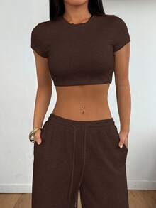 SHEIN PETITE 女款深棕色夏季休閒居家服兩件套，圓領短袖短版上衣搭配抽繩腰寬腿長褲，舒適兩件套，適合嬌小女性 - 棕色 - 查看 6