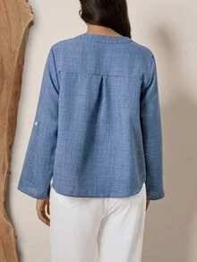 SHEIN LUNE 大码复古小碎花刺绣V领可调节袖口宽松女式衬衫，适合秋季和节假日穿着 - 霧霾藍 - 查看 3