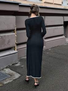 Pariaura Váy thu nữ cổ chữ V sâu và trang trí viền tương phản, váy dài ôm sát - màu đen - Xem 2