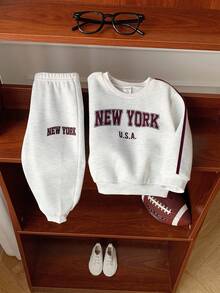 SHEIN 2pcs Baby Boy Casual Letter & Stripe Print Crew Neck Sweatshirt And Jogger Pants Set, Suitable For Home And Outdoor, Gray - Light Grey - View 9