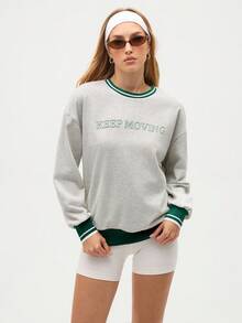 Eassivo Eassivo 女式休闲运动风格字母印花撞色条纹落肩宽松运动衫 - 淺灰色 - 查看 3